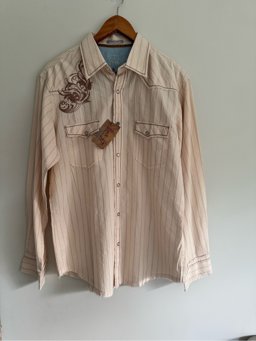Wrangler Rock 47 Western Shirt Mens L Pearl Snap NWT Embroidered Y2K Striped